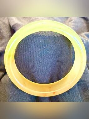 Grade A_Green & Yellow Golden Silk Jade Bangle Bracelet, sz 61.5 mm